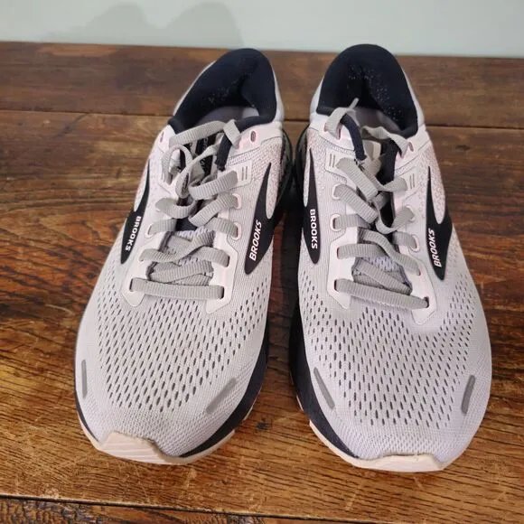 Brooks Adrenaline GTS 22 Gray/Rose/Black Womens 7.5 - 1203531B035