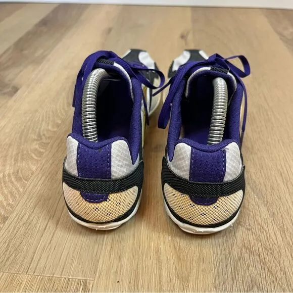 Brooks ELMN8 Track and Field Running Shoes with Spikes in Gold/Purple size 10