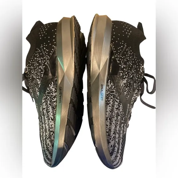 Brooks Levitate 3 DNA AMP Running Shoes Sz 8-B Minimalist Elevated Basic Sporty