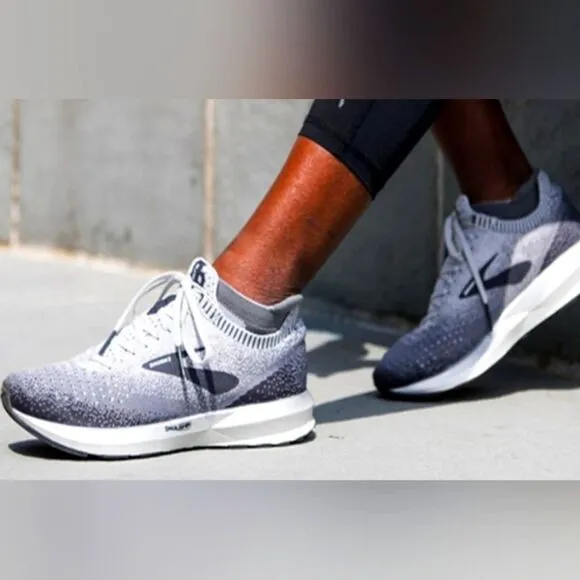 Brooks Levitate 2 Women's Size 10 Running Shoes, Gray.