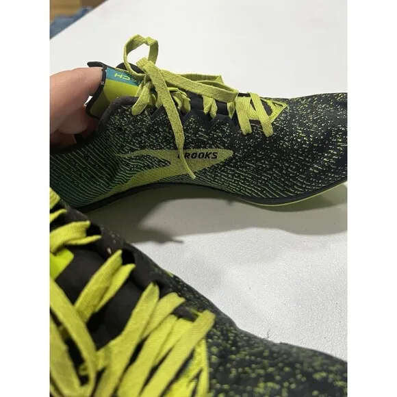 Brooks Mach 19 Edition Black and Green Track/Cross Country Spikes(extra Spikes)
