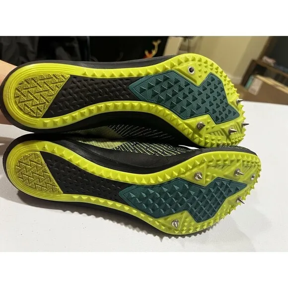 Brooks Mach 19 Edition Black and Green Track/Cross Country Spikes(extra Spikes)