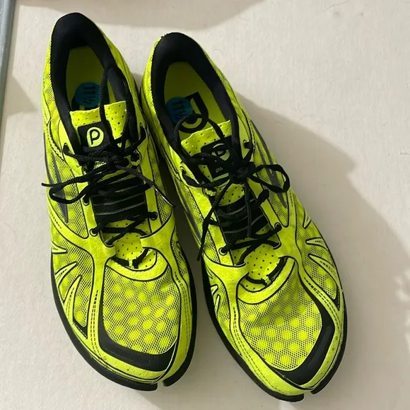 Brooks Men’s PureGrit Running Shoes Size 11.5