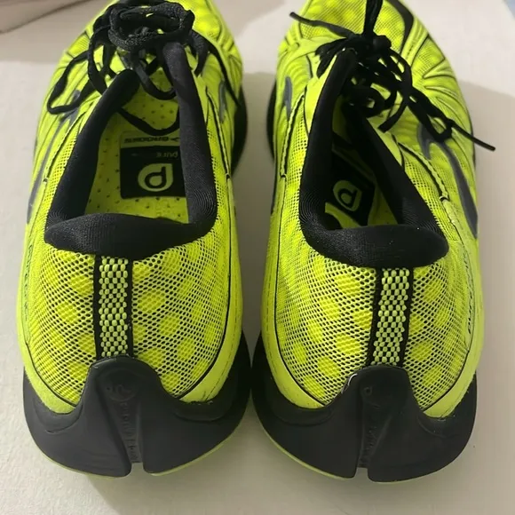 Brooks Men’s PureGrit Running Shoes Size 11.5