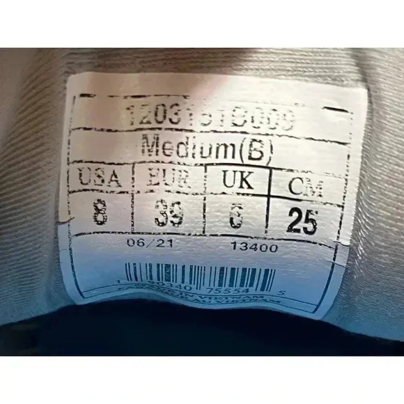 Brooks Womens Ariel 20 Running Shoes 1203151B009 Sneakers Size US 7 Gray RARE