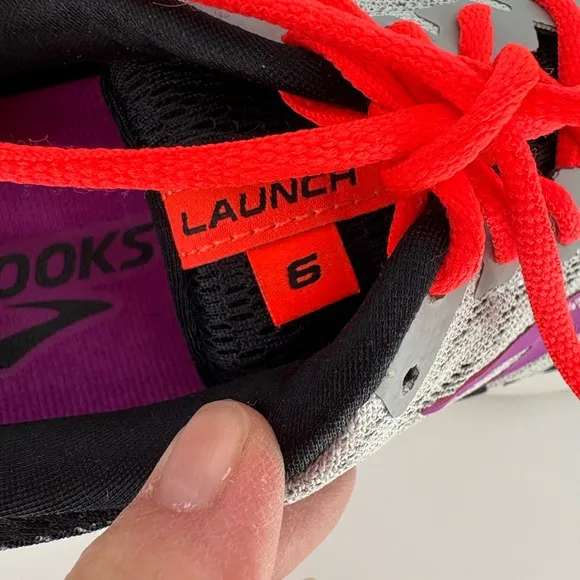 Brooks Womens Launch 6 Running Shoe