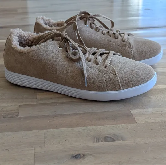 COLE HAAN Grand Cross Court II NWOT (Women's 9.5)