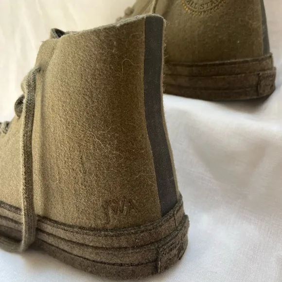 Converse x J.W. Anderson Felted Sz 9.5 162954C