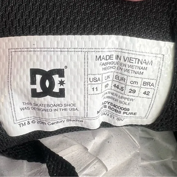 DC x Bobs Burger Court Graffik Men's Shoes Size 11 SKU#24301