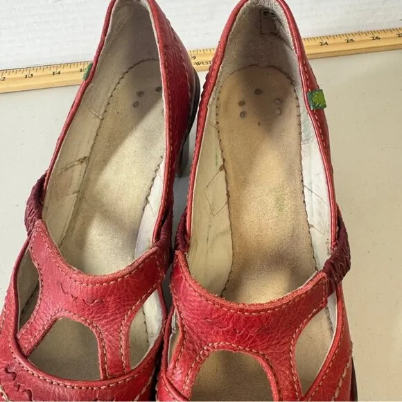 El Naturalista Classic Stylish Red Leather Lagenlook Preppy Women's Heels