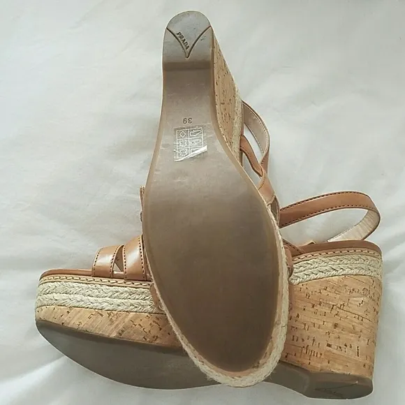 EUC Prada strappy platform brown tan sandals. Sz 8.5 or 9 EU 39 cork leather