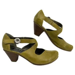 Fidji Green Leather Criss Cross Heels | Size 39 EU