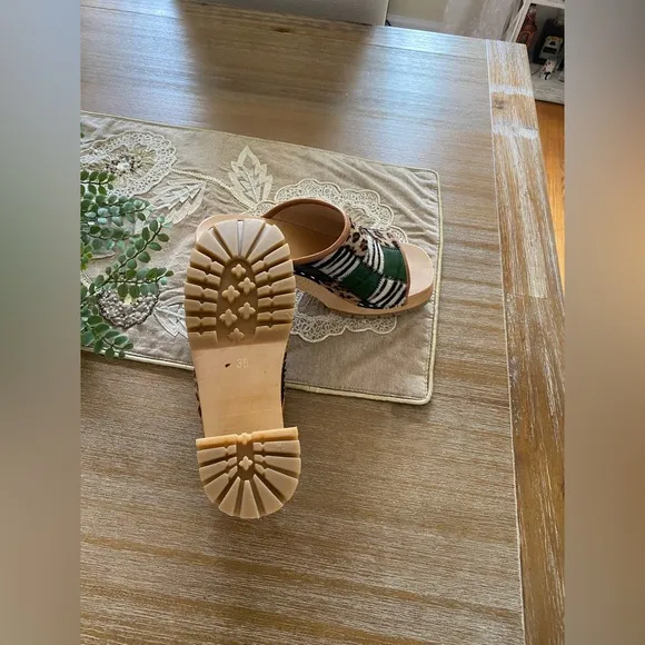 Free People Swedish Hasbeens BNWTJungle Mule Clog Sandal Size 8