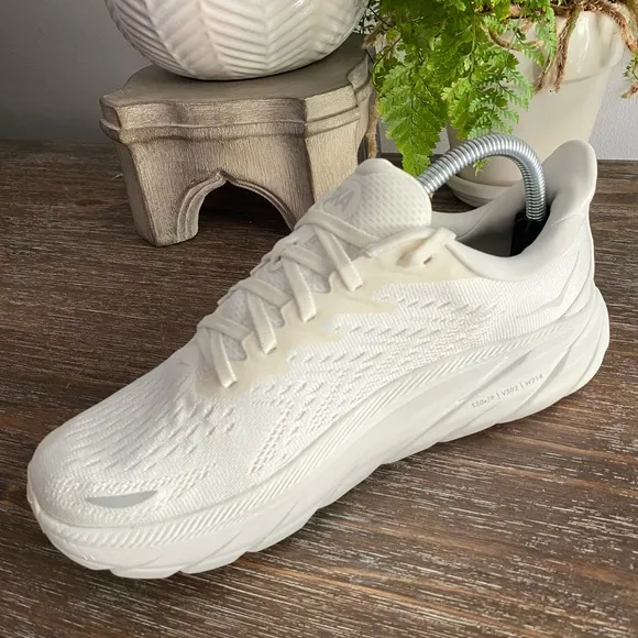 Hoka Clifton 8 Athleisure Athletic Running Sneakers Shoes Women’s 9B White