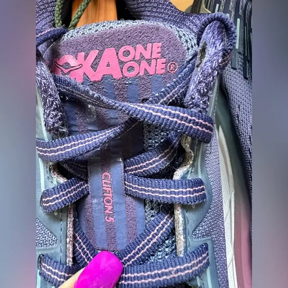 Hoka One One Clifton 5 Purple Running Shoes Size 11 Womens