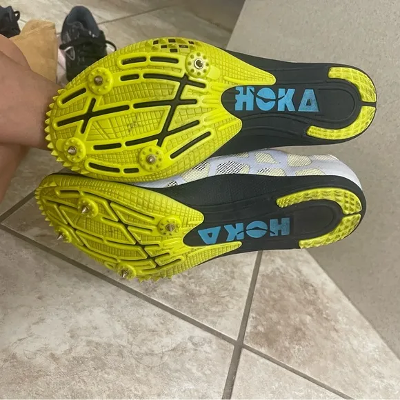 Hoka One One Rocket MD Mens Sz 11.5 White Track &amp; Field Spike Shoes Pre Owned