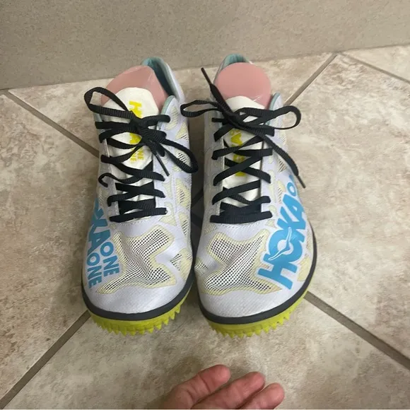 Hoka One One Rocket MD Mens Sz 11.5 White Track &amp; Field Spike Shoes Pre Owned