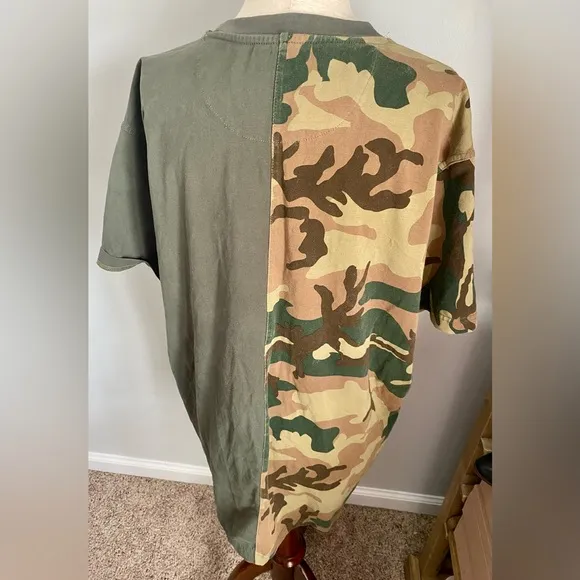 Hudson Outerwear Bape Men’s 2X Green and Khaki Camo Bathing Ape T-Shirt