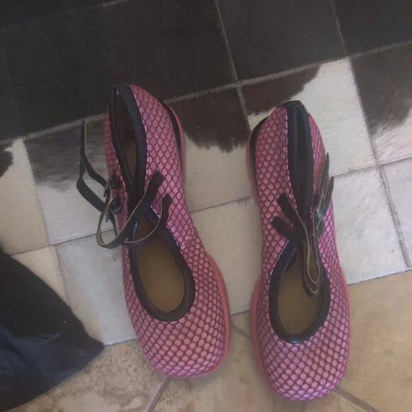 John Fluevog Aimee Style shoes size 12W 10M New