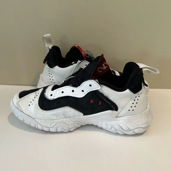 Jordan‎ Delta 2 “Chicago bulls” Size 6.5Y No Laces Or Insoles