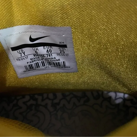 Kyrie mac and cheese Nike Basketball Shoes
