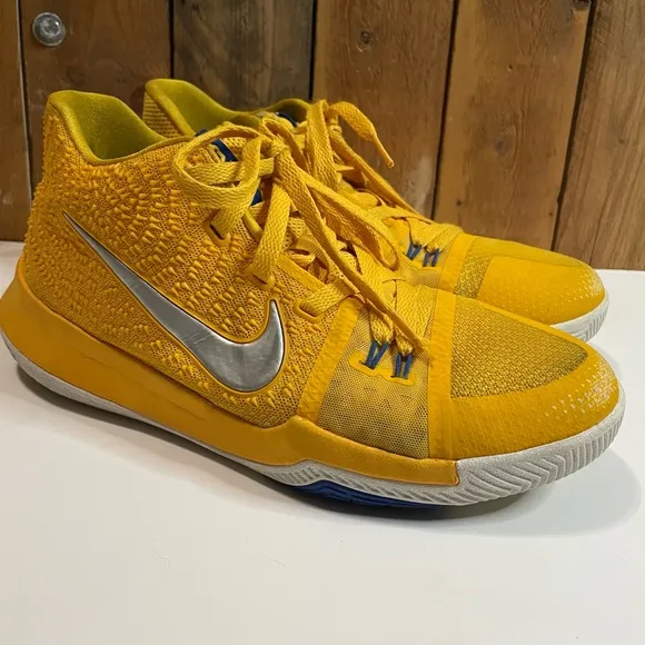 Kyrie mac and cheese Nike Basketball Shoes