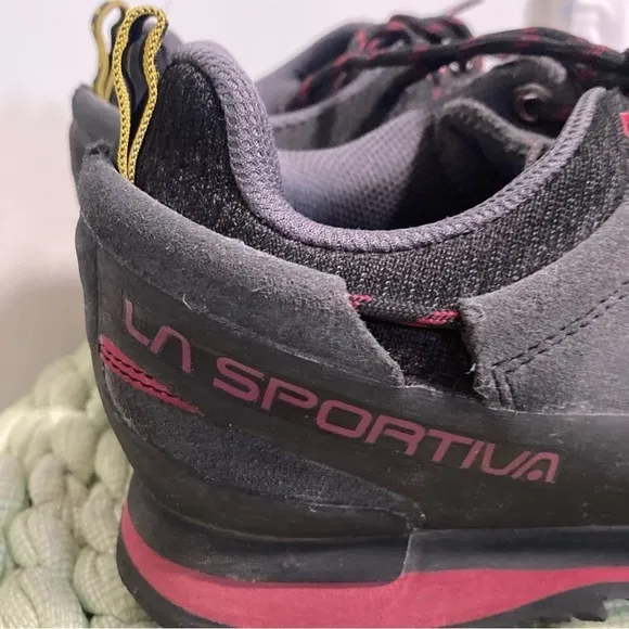 La Sportiva N.A., Inc. Boulder X Approach Lace Up Hiking Shoes Gray/Red