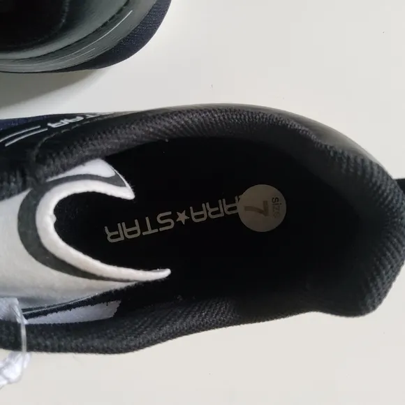 Lara Star Track Shoes Spike Running Clets Size 7 New