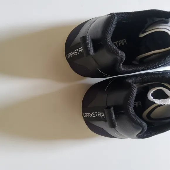 Lara Star Track Shoes Spike Running Clets Size 7 New