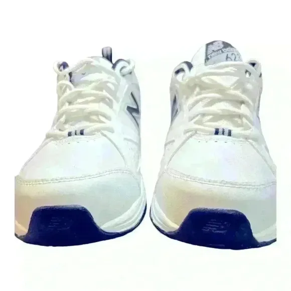 LIKE NEW Balance Men's Fitness Multisport Indoor Shoes Sz 11 White/Navy Blue