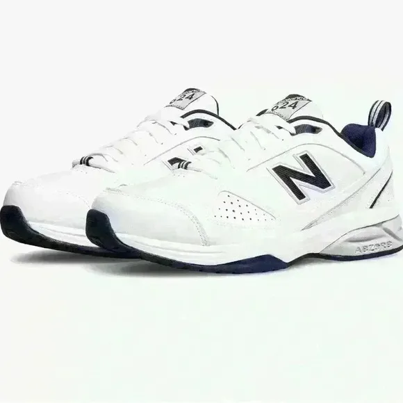 LIKE NEW Balance Men's Fitness Multisport Indoor Shoes Sz 11 White/Navy Blue
