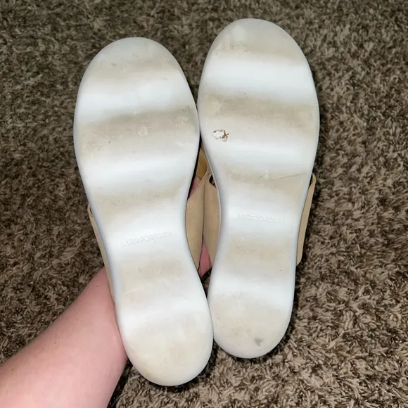 Lucky Brand Mahlay Criss Cross Sandals Size 11