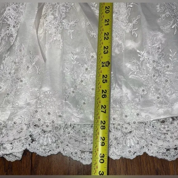 Luxury Satin Lace Pearl Long Baby Christening Gown Blessing Dress Bonnet Shoes