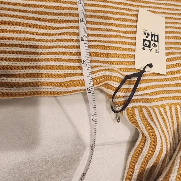 MAX STUDIO, WOMEN'S NWTO, size L mustard yellow ribbed long sleeve sweater