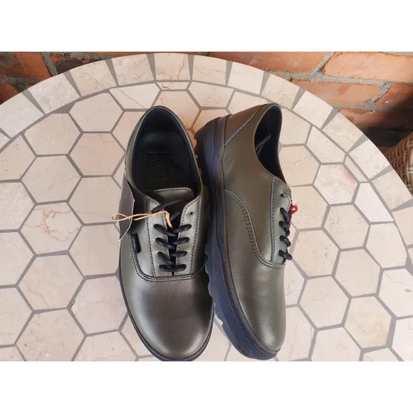 Men Sz 8 New Vans Colfax Low Alex Knost/Lee-Ann Oxford Derby ShoeForest Olive