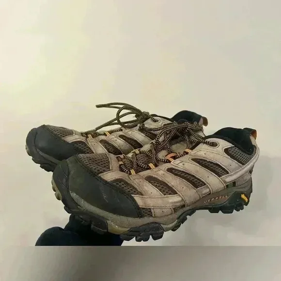 Men’s Moab vibram vented Merrell shoe-size 12