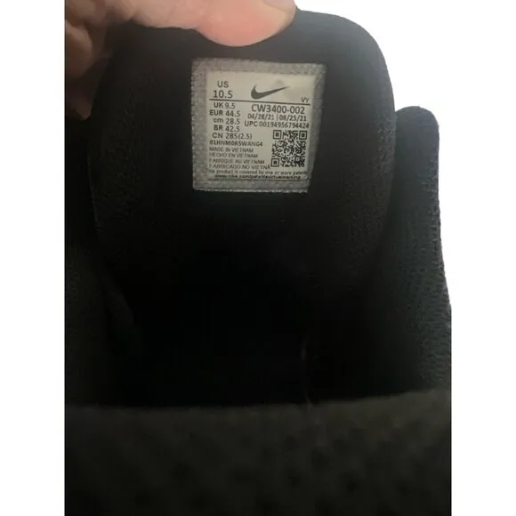 Mens Size 10.5 Nike KD Trey 5 IX Bred Black White Basketball CW3400-002