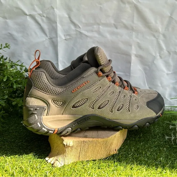 MERRELL🍂🍁cross lander road hiking shoes men’s 11