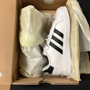 New Adidas Grand Court 2.0 El Black White Tennis Court Shoes Sneakers 3.5