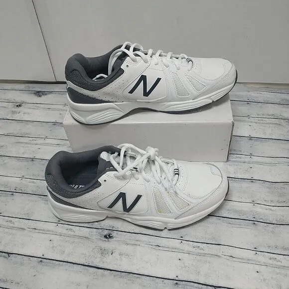 New Balance 519 MX519WG2 Mens SZ 8.5D White Logo Cross-Training Sneaker Shoes