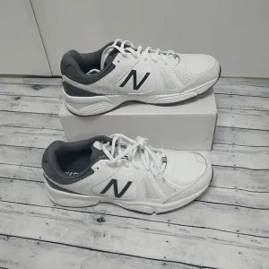 New Balance 519 MX519WG2 Mens SZ 8.5D White Logo Cross-Training Sneaker Shoes