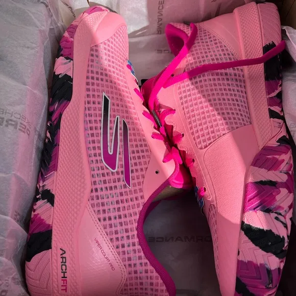 New Box Pink Cancer Men’s Skechers Viper Court Pro Size 10 1/2 10.5 Pickleball