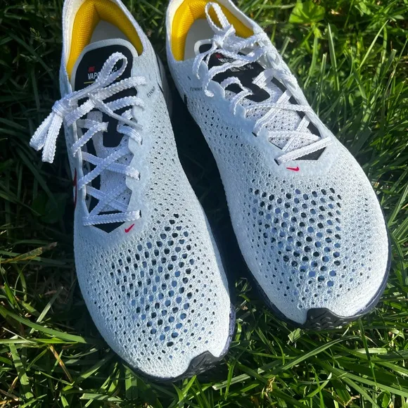 NEW Nike size 10 Womens ZoomX Alphafly Next% 3 Platinum shoes