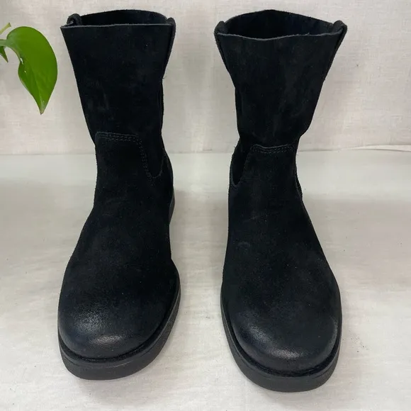 NEW UGG Josefene Short Suede Boot‎ inBlack Sz. 8