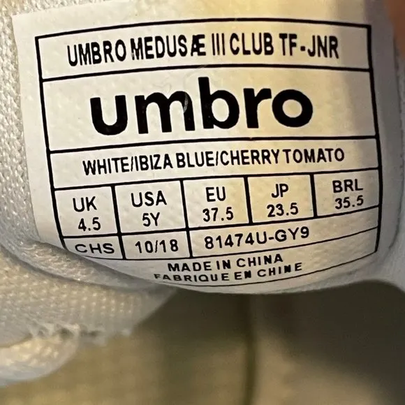 NEW Umbro Medusae III Club TF JNR Soccer Turf Shoes/Cleats Youth Boy's Size 5Y
