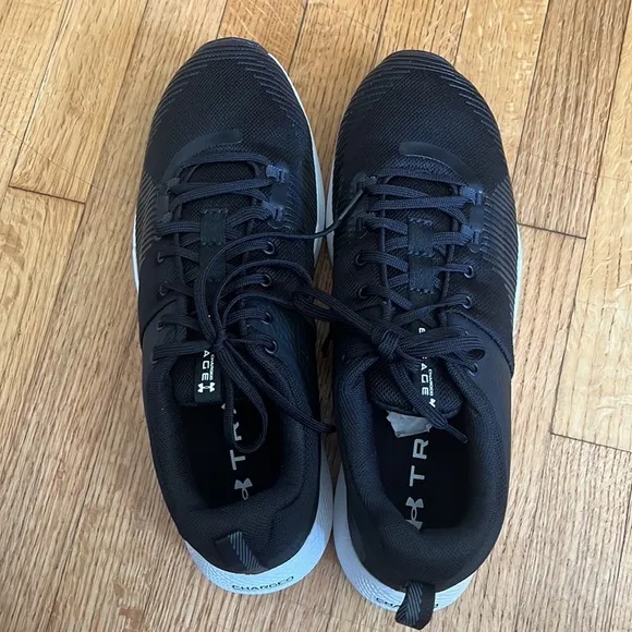 New Under Armour Men's Charged Engage Training Shoes - Black/White