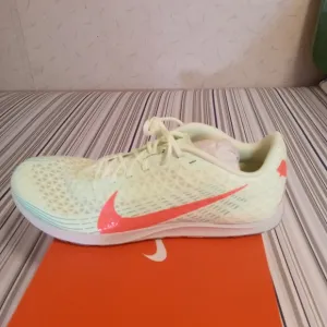 NIB Nike Zoom Rival XC 5 Barely Volt Hyper Orange Men's Track Shoes Size 15