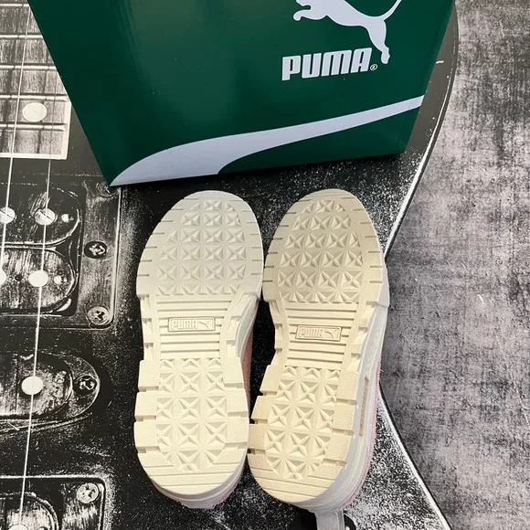 NIB Puma Mayze