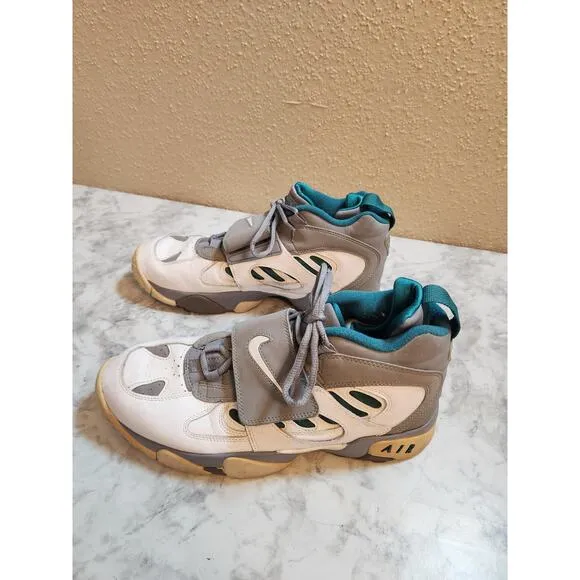 Nike Air Diamond Turf 2‎ Men's White Gray Leather Running Sneaker Shoes Size 11