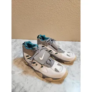 Nike Air Diamond Turf 2‎ Men's White Gray Leather Running Sneaker Shoes Size 11